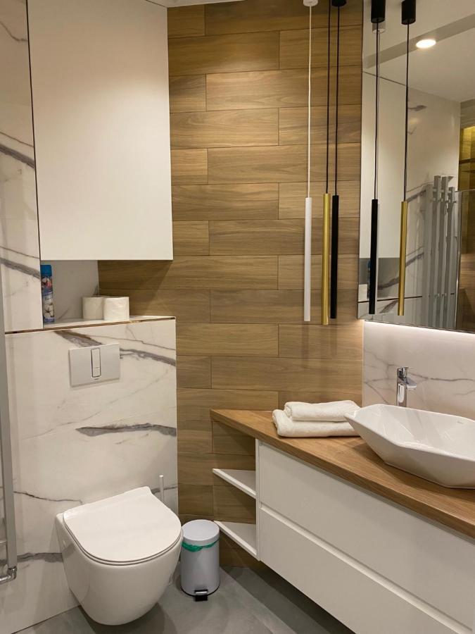 Family & Business Elegant Apartments Ventus IX Wiekow- Centrum Downtown New! Kielce Exterior photo